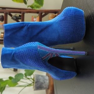 Blue Jeweled Suede-like Platform Booties, size 9